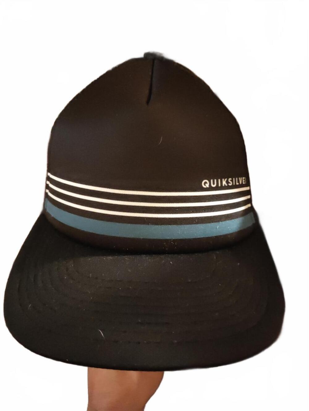Quicksilver - 4 stripe - snapback trucker hat - EUC